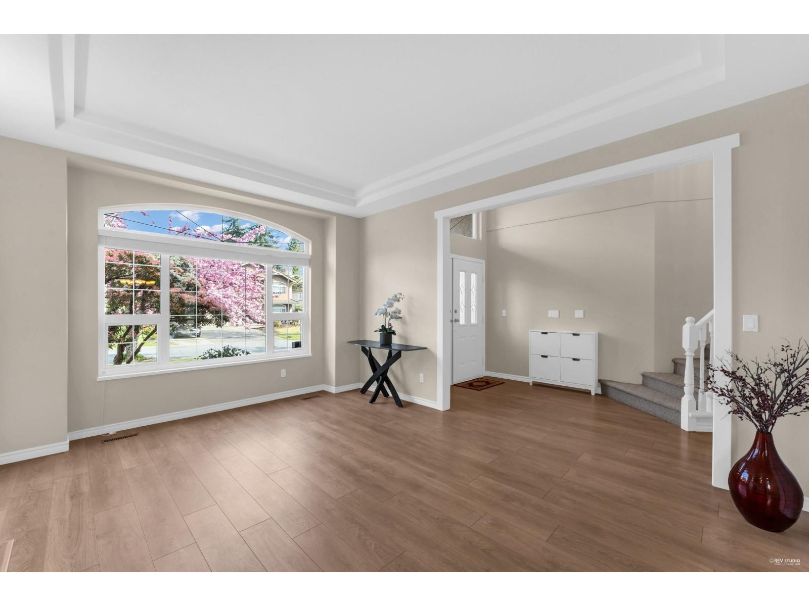 15674 101a Avenue, Surrey, British Columbia