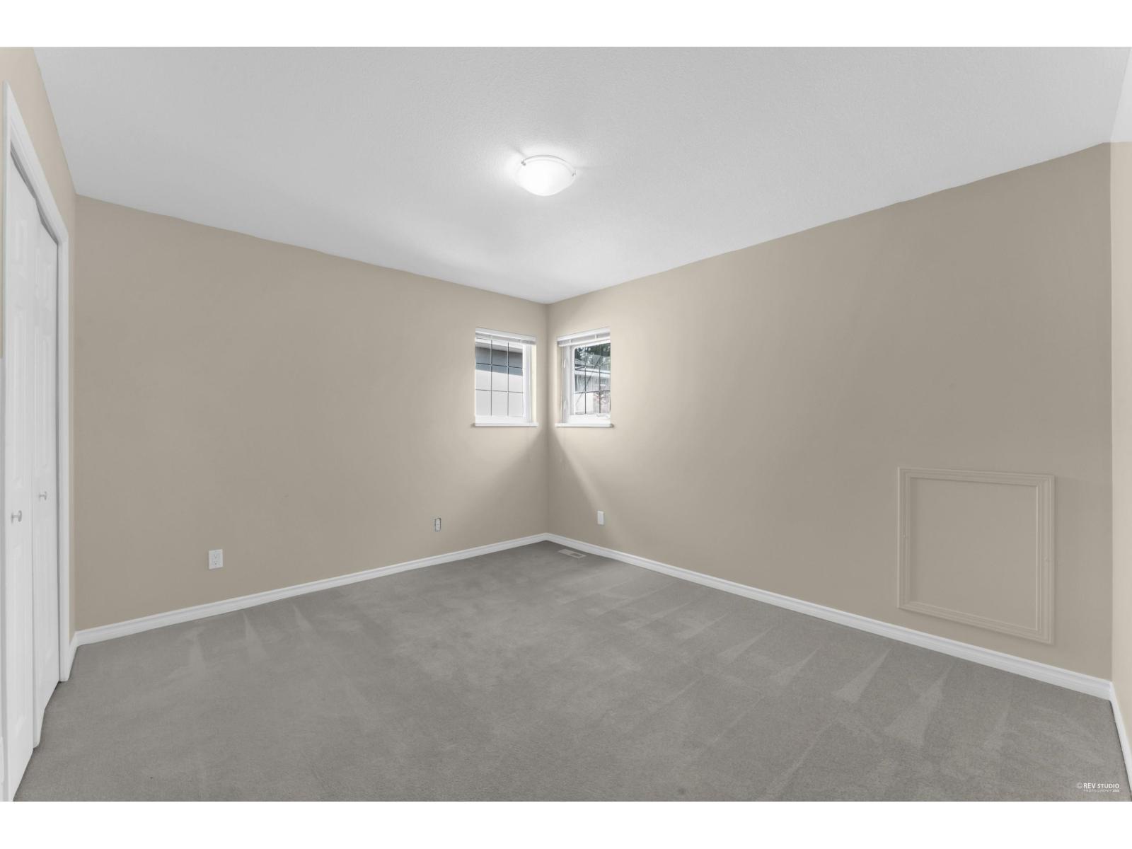 15674 101a Avenue, Surrey, British Columbia