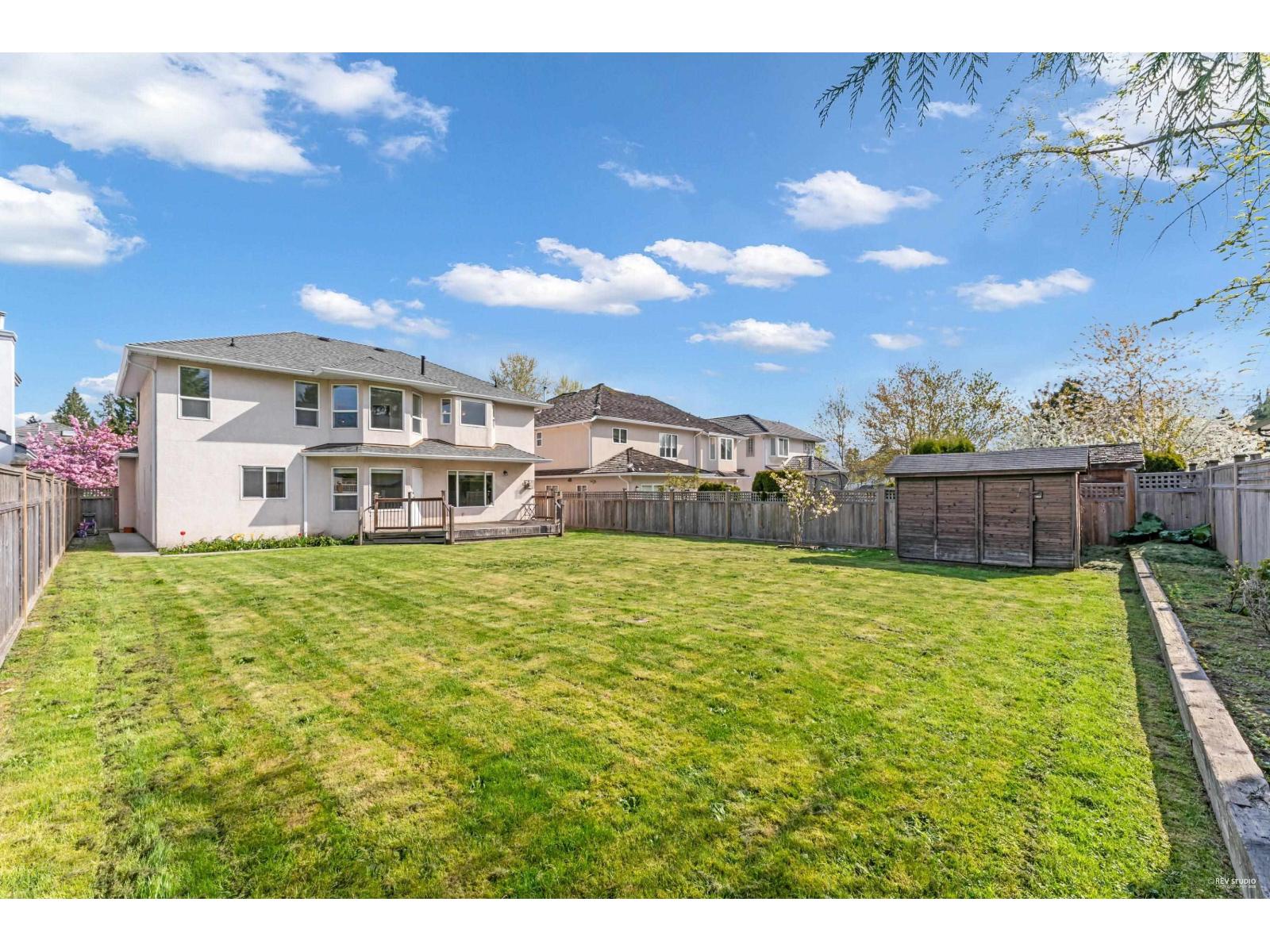 15674 101a Avenue, Surrey, British Columbia