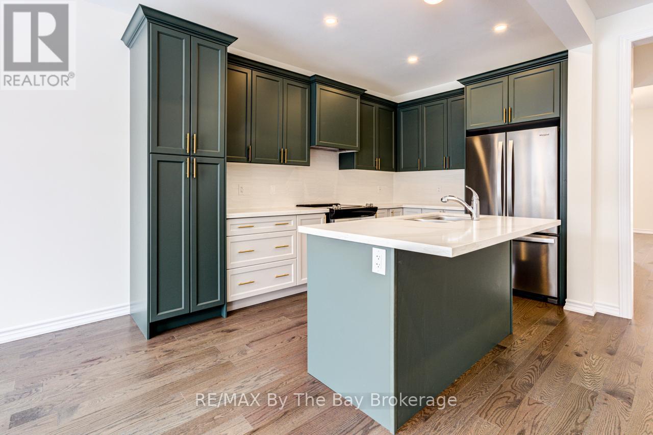 17 Sun Valley Avenue, Wasaga Beach, Ontario