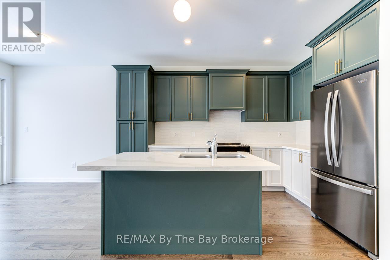 17 Sun Valley Avenue, Wasaga Beach, Ontario