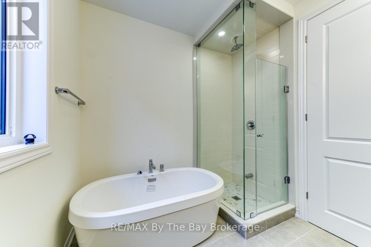 17 Sun Valley Avenue, Wasaga Beach, Ontario