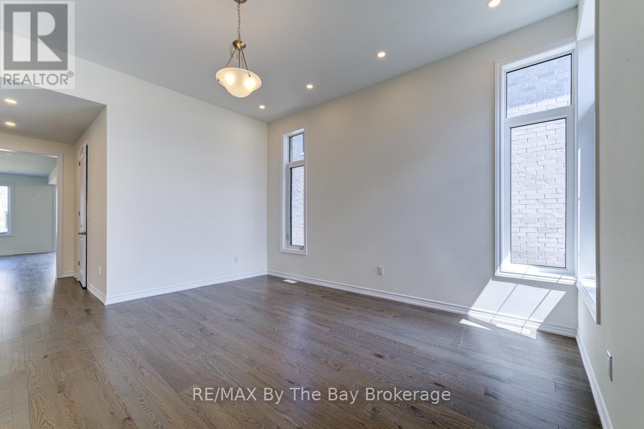 17 Sun Valley Avenue, Wasaga Beach, Ontario