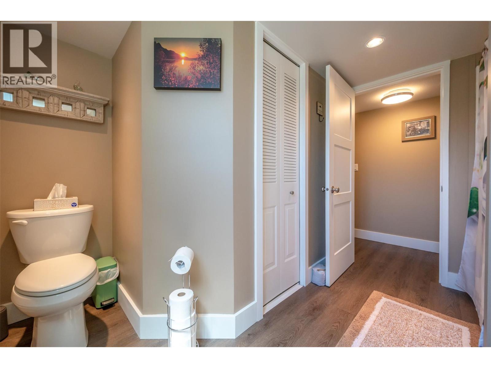 6 Mcintosh Court, Osoyoos, British Columbia