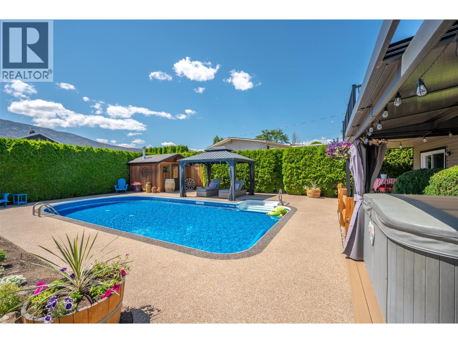 6 Mcintosh Court, Osoyoos, British Columbia