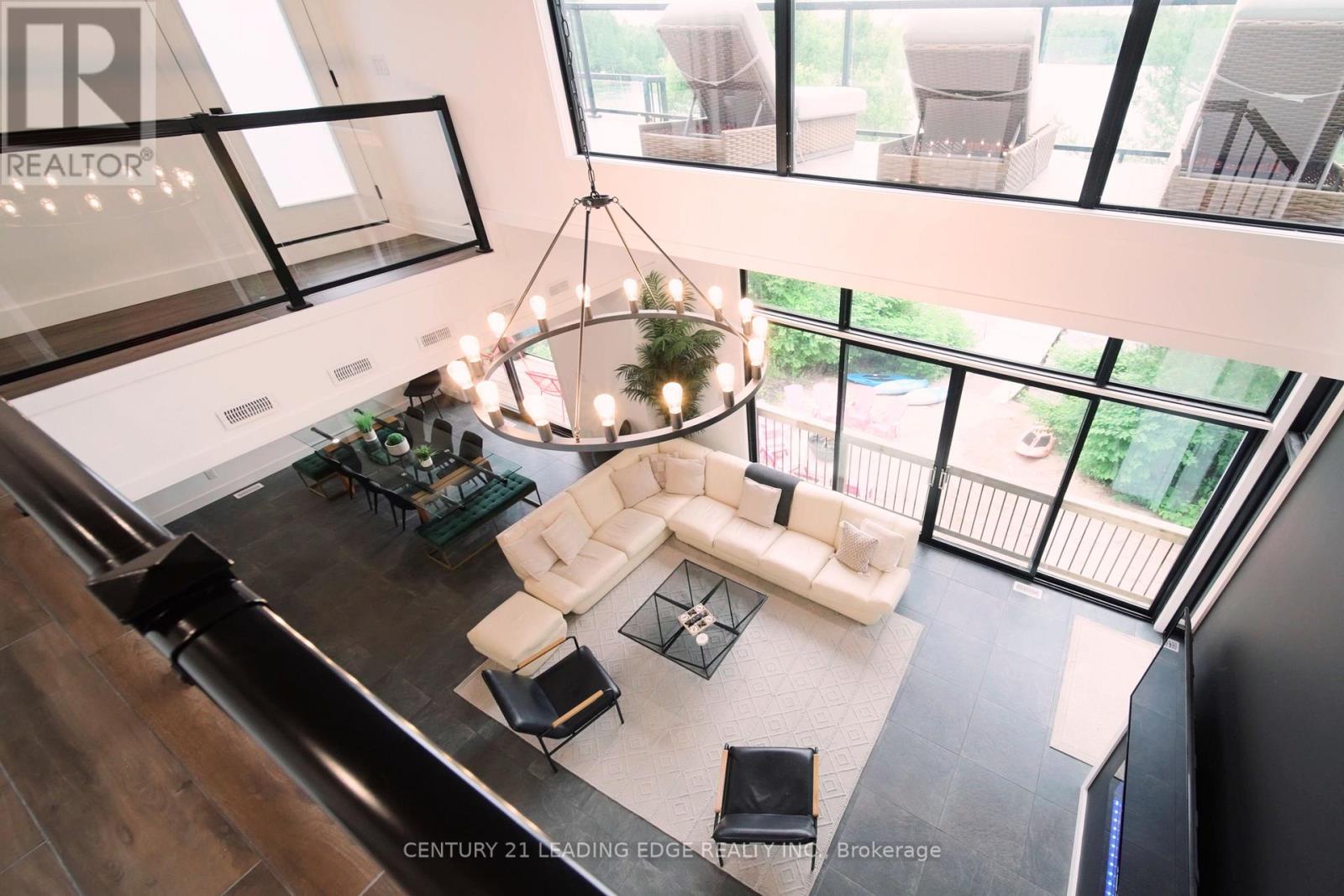 34 Ottawa Avenue, South River, Ontario