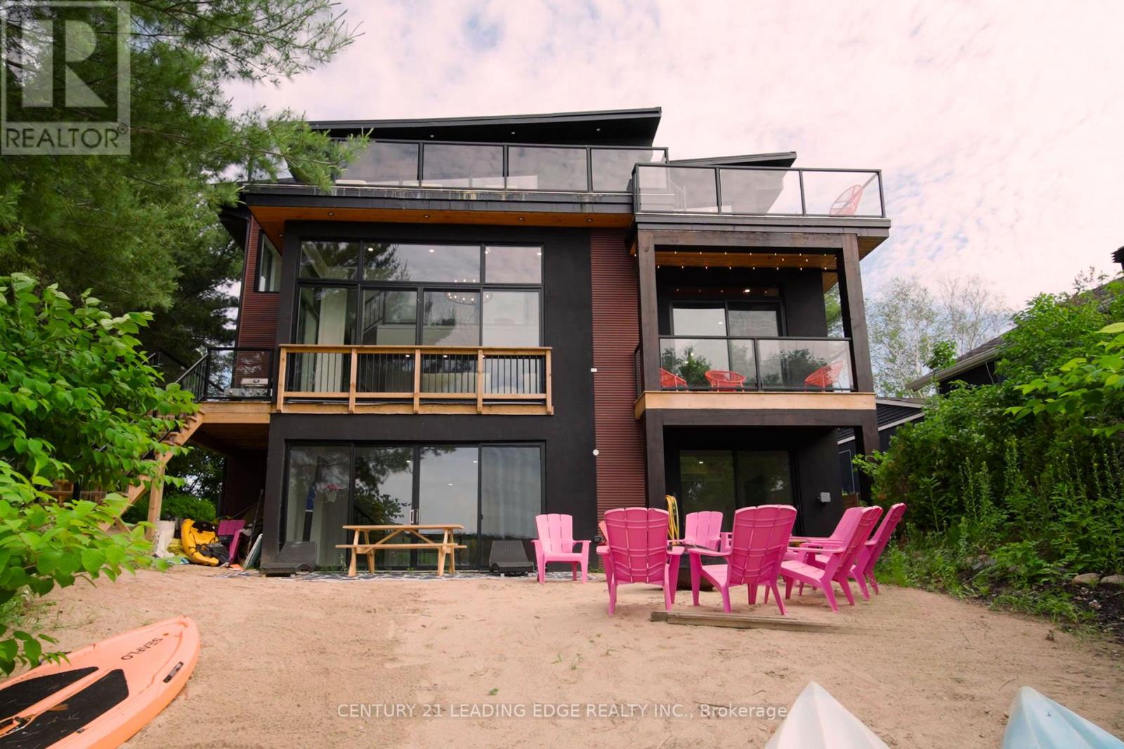 34 Ottawa Avenue, South River, Ontario