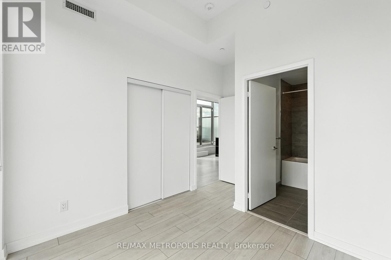 815 - 500 Dupont Street, Toronto (annex), Ontario