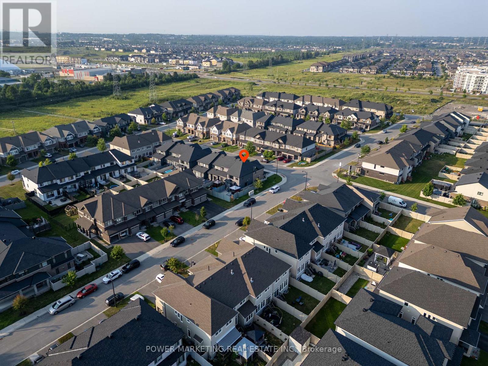 74 Finsbury Avenue, Ottawa, Ontario