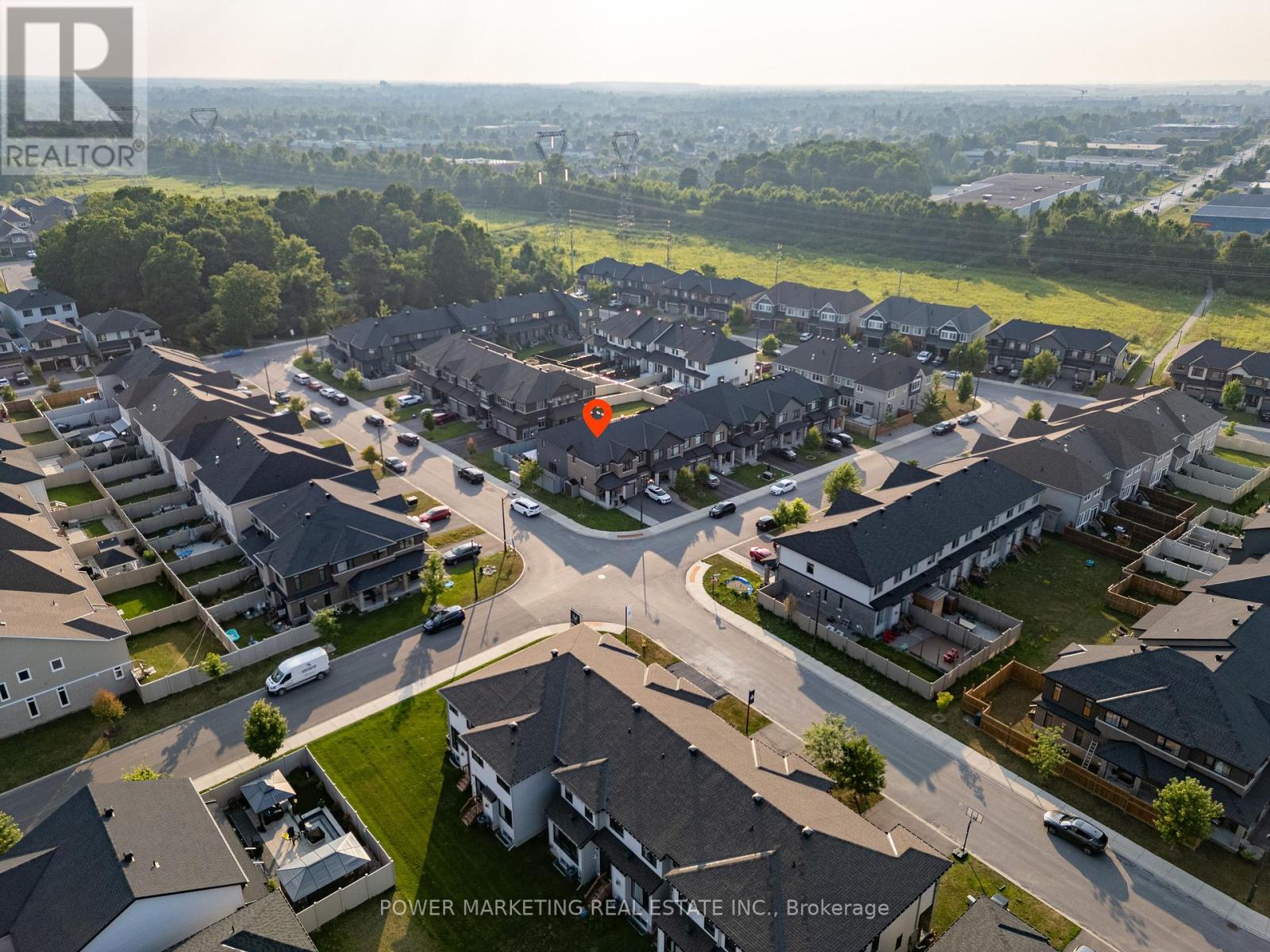 74 Finsbury Avenue, Ottawa, Ontario