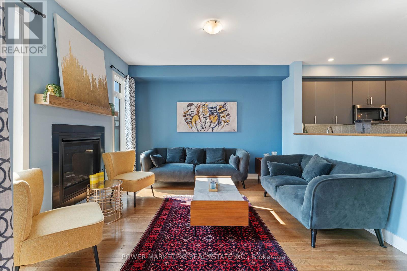 74 Finsbury Avenue, Ottawa, Ontario