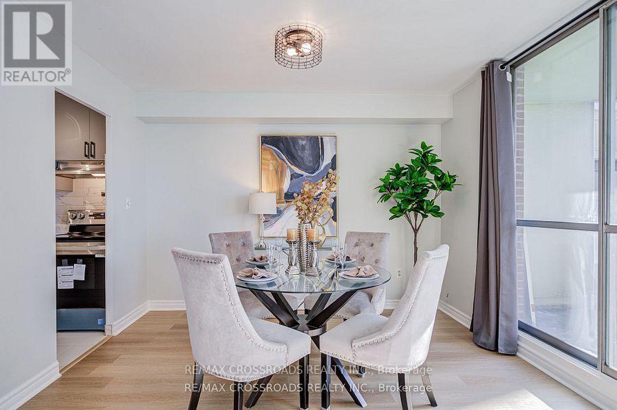 1202 - 5 Massey Square, Toronto (crescent Town), Ontario