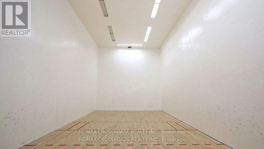 1202 - 5 Massey Square, Toronto (crescent Town), Ontario