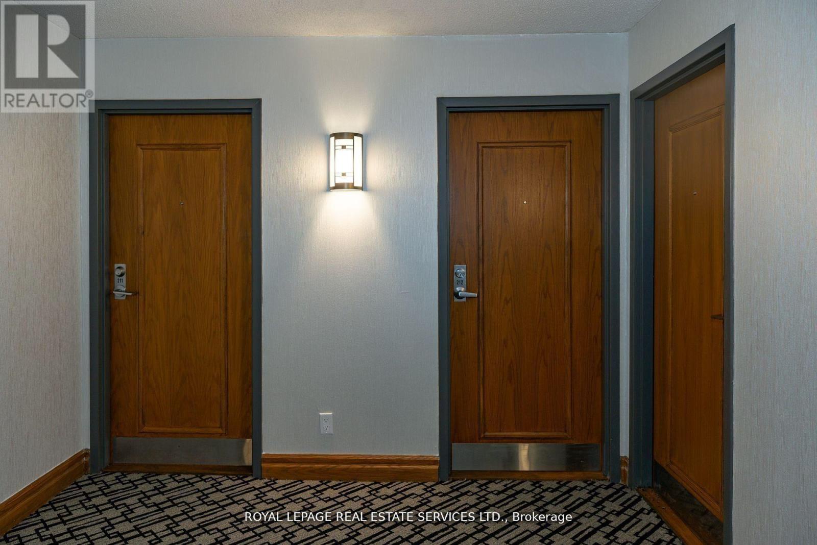 212 - 7 Concorde Place, Toronto (banbury-don Mills), Ontario