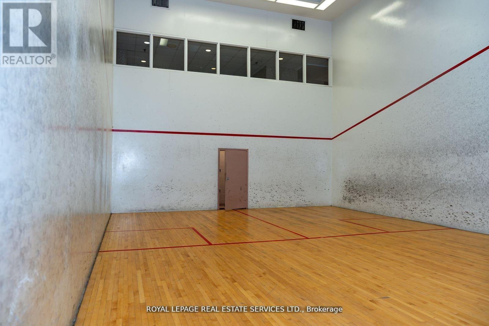 212 - 7 Concorde Place, Toronto (banbury-don Mills), Ontario