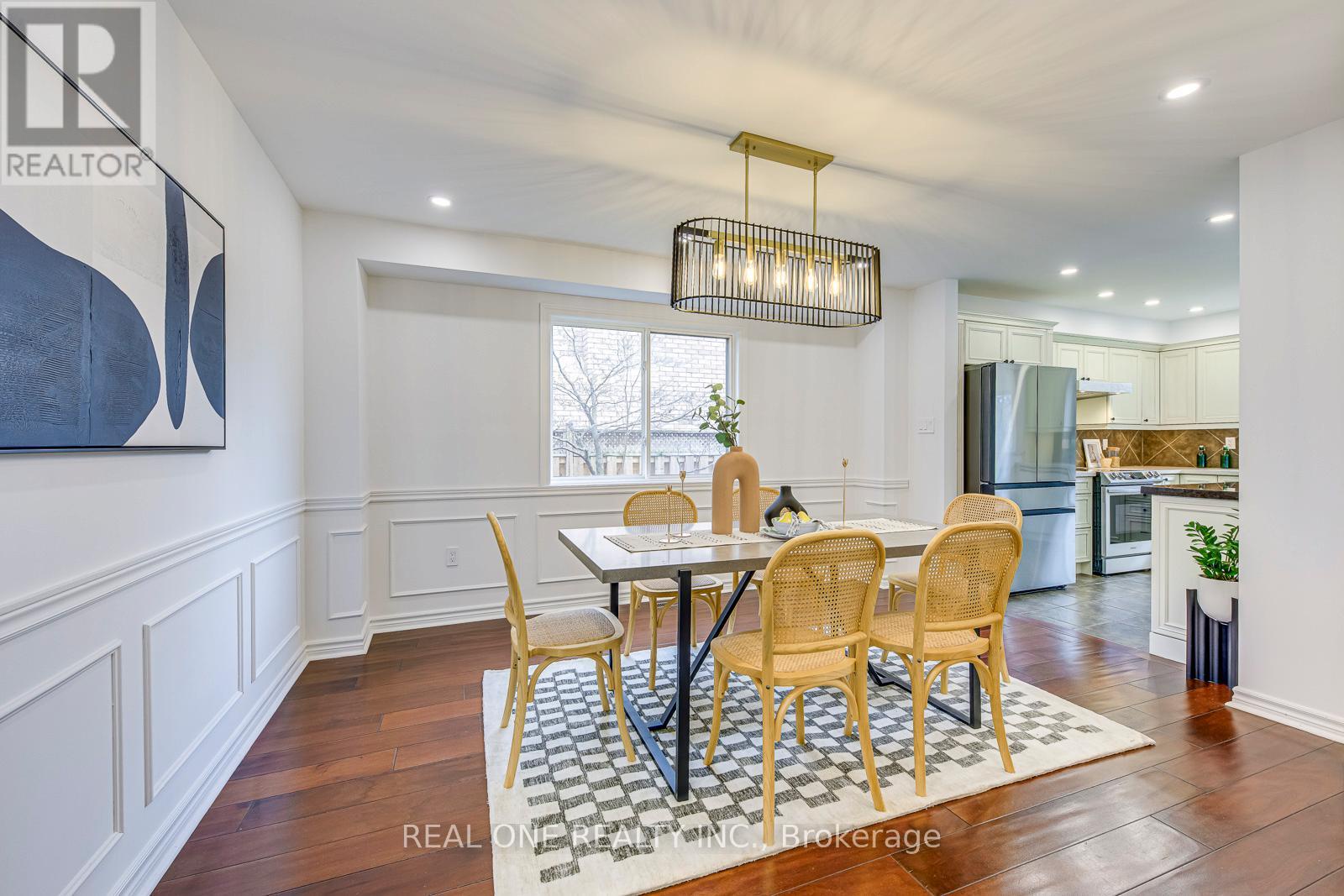 2075 Banbury Crescent, Oakville (ro River Oaks), Ontario