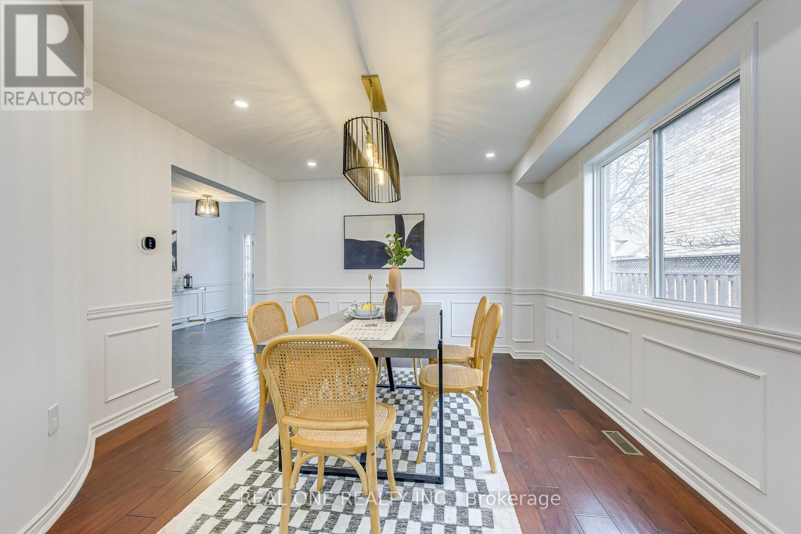 2075 Banbury Crescent, Oakville (ro River Oaks), Ontario