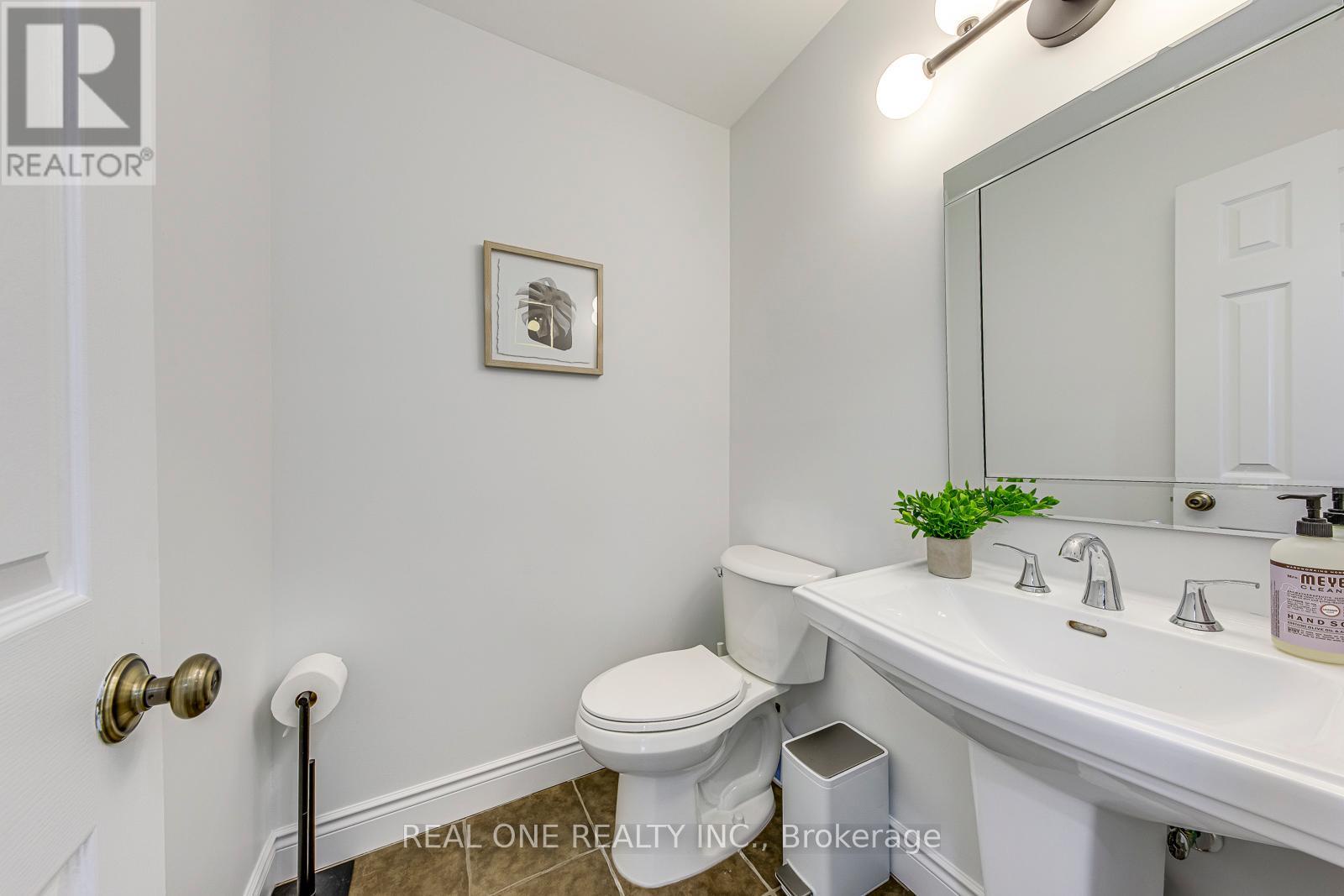 2075 Banbury Crescent, Oakville (ro River Oaks), Ontario