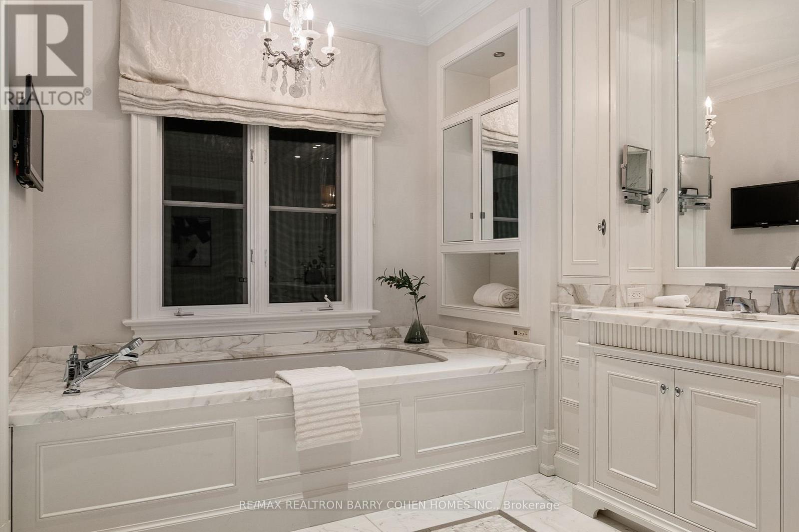 33 Blyth Hill Road, Toronto (bridle Path-sunnybrook-york Mills), Ontario