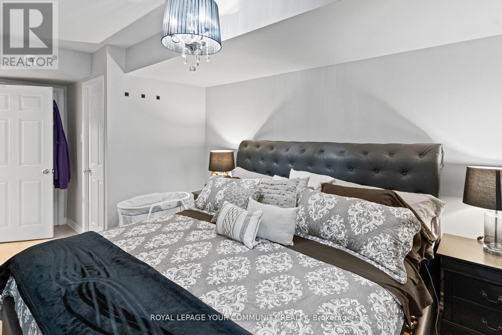 1035 - 55 George Appleton Way, Toronto (downsview-roding-cfb), Ontario