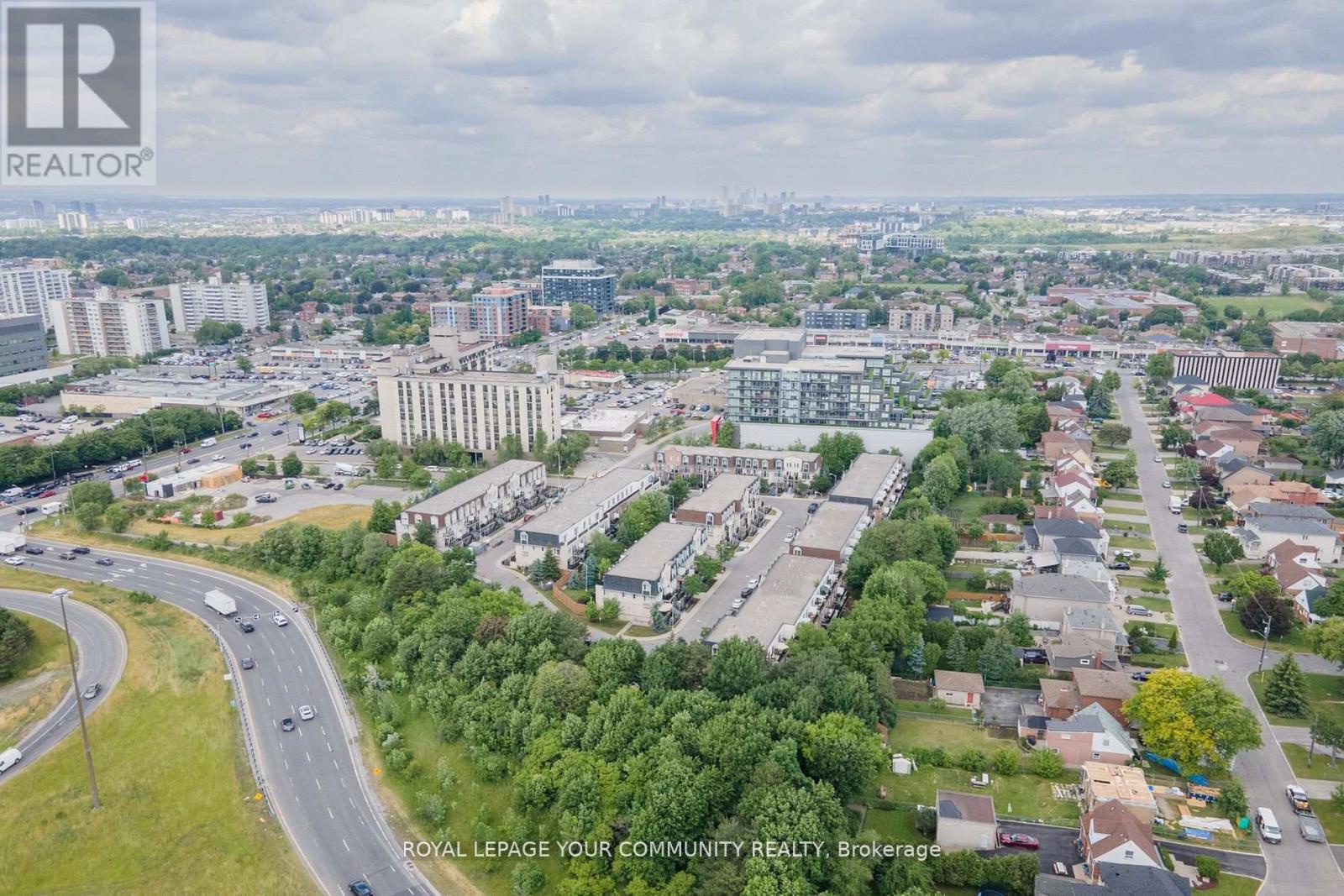 1035 - 55 George Appleton Way, Toronto (downsview-roding-cfb), Ontario