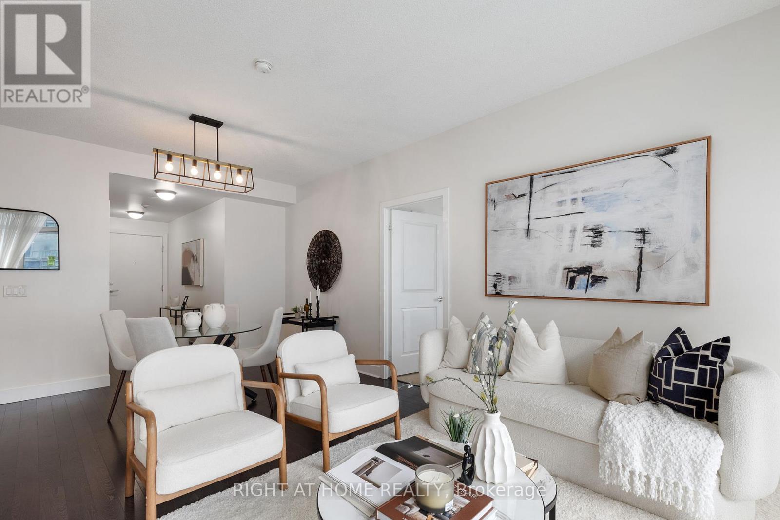 732 - 90 Stadium Road, Toronto (niagara), Ontario