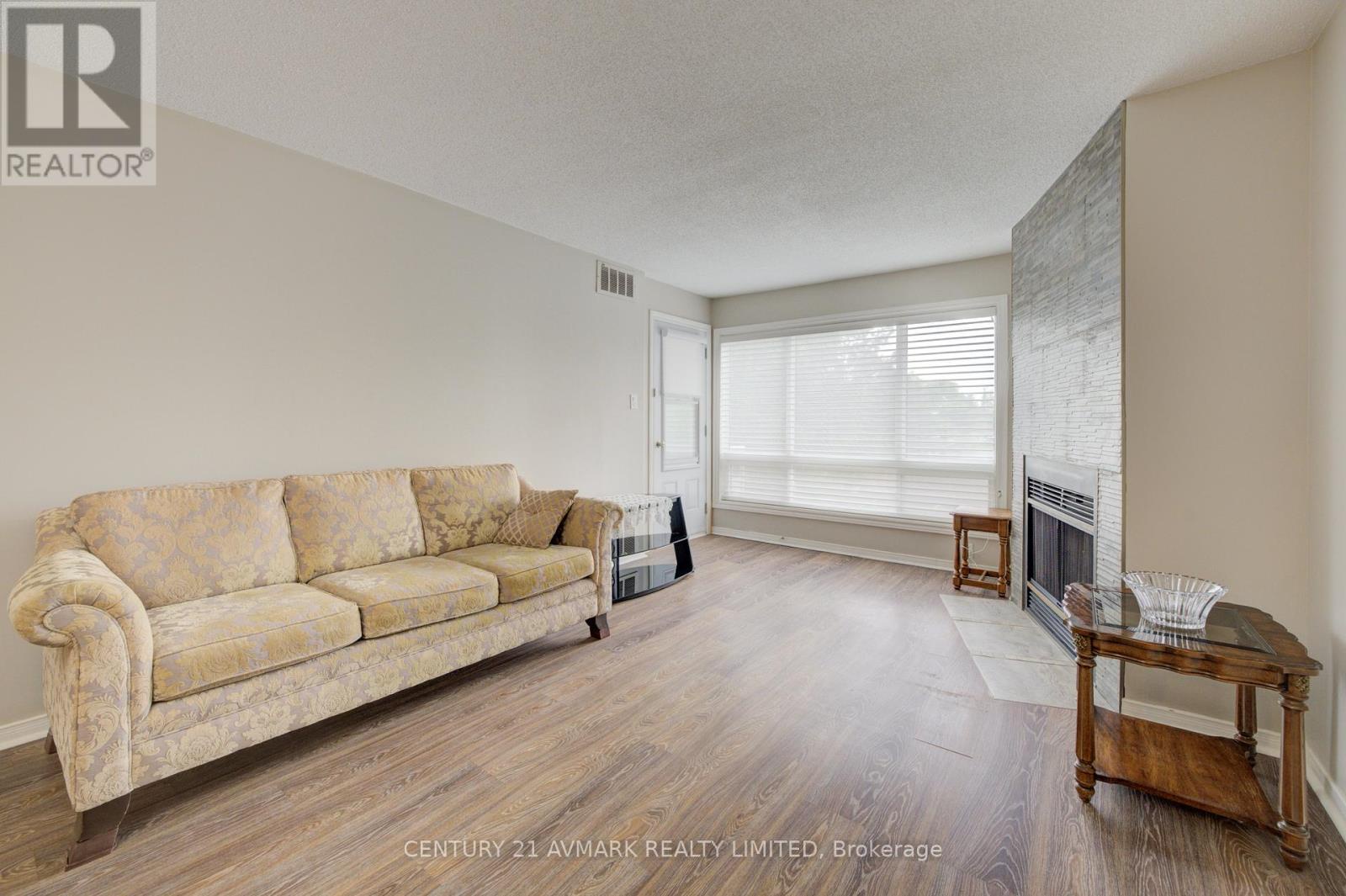 205 - 78 Roehampton Avenue, St. Catharines (carlton/bunting), Ontario