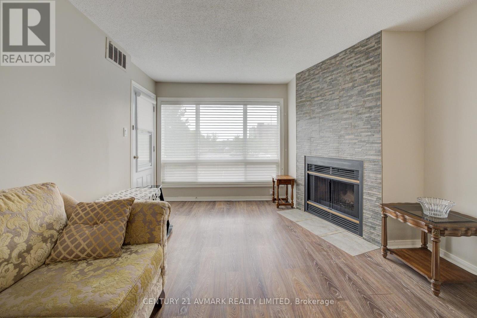 205 - 78 Roehampton Avenue, St. Catharines (carlton/bunting), Ontario