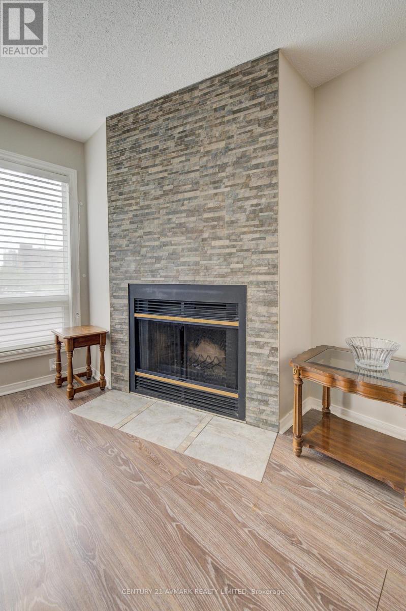 205 - 78 Roehampton Avenue, St. Catharines (carlton/bunting), Ontario