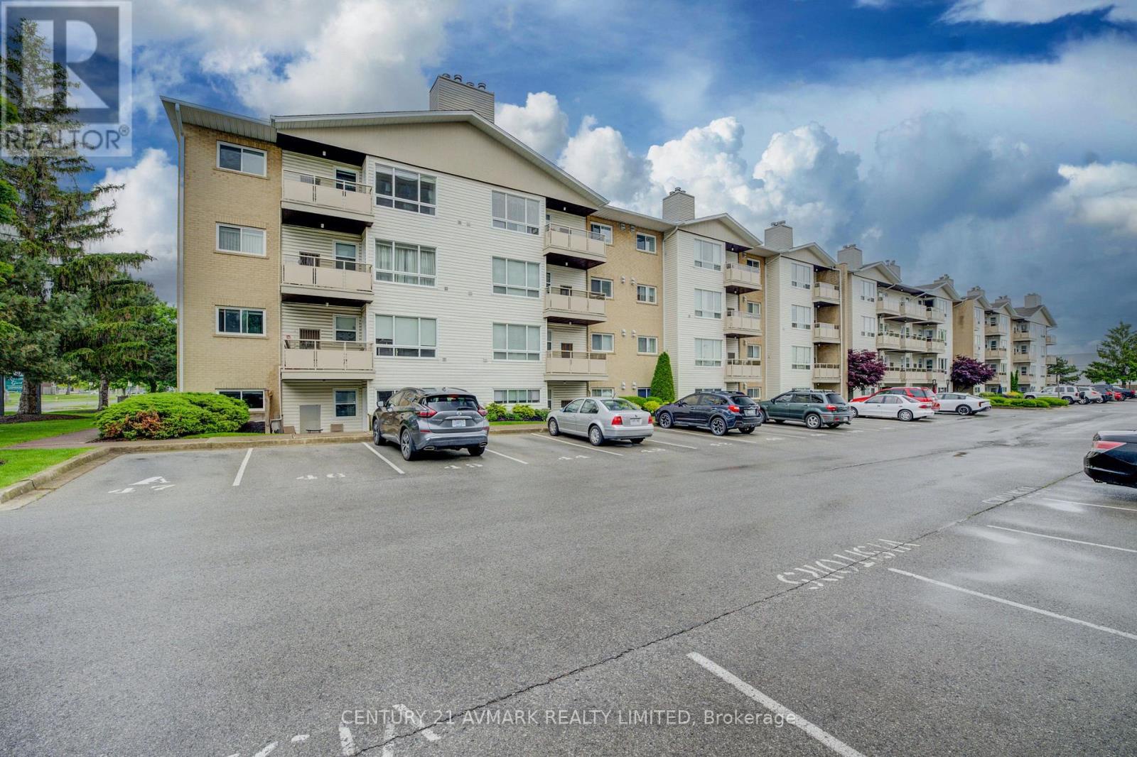 205 - 78 Roehampton Avenue, St. Catharines (carlton/bunting), Ontario