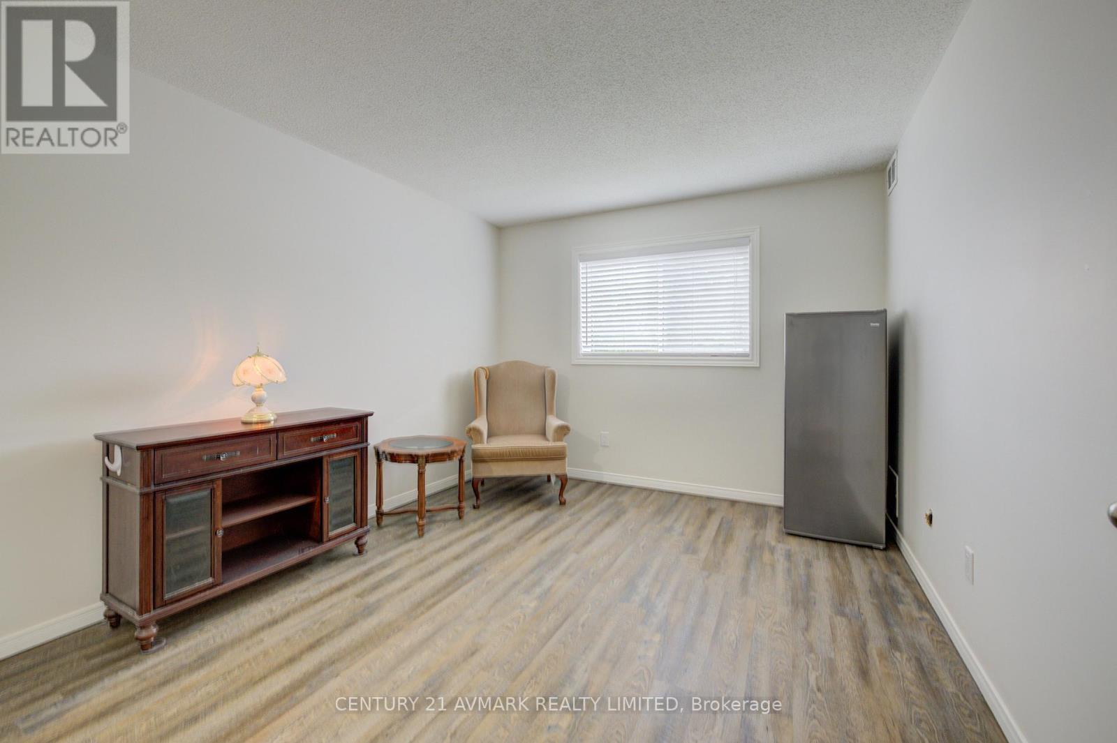 205 - 78 Roehampton Avenue, St. Catharines (carlton/bunting), Ontario