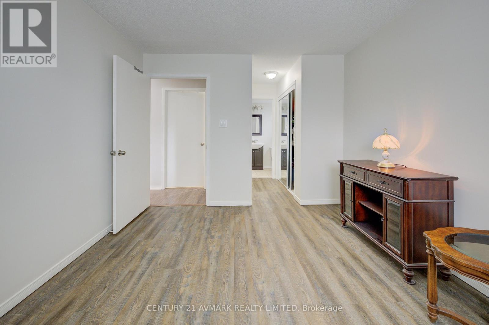 205 - 78 Roehampton Avenue, St. Catharines (carlton/bunting), Ontario