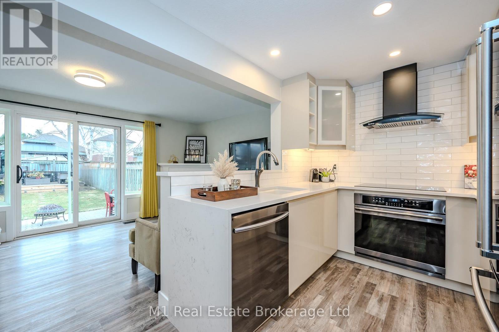 155 Stephanie Drive, Guelph (willow West/sugarbush/west Acres), Ontario