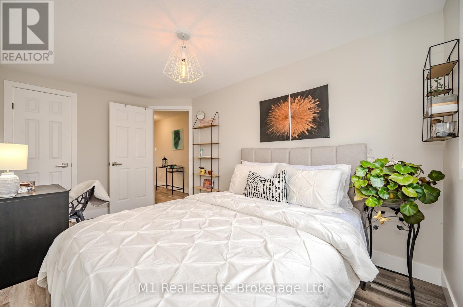 155 Stephanie Drive, Guelph (willow West/sugarbush/west Acres), Ontario