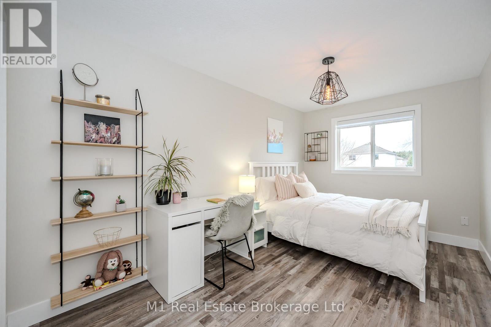 155 Stephanie Drive, Guelph (willow West/sugarbush/west Acres), Ontario