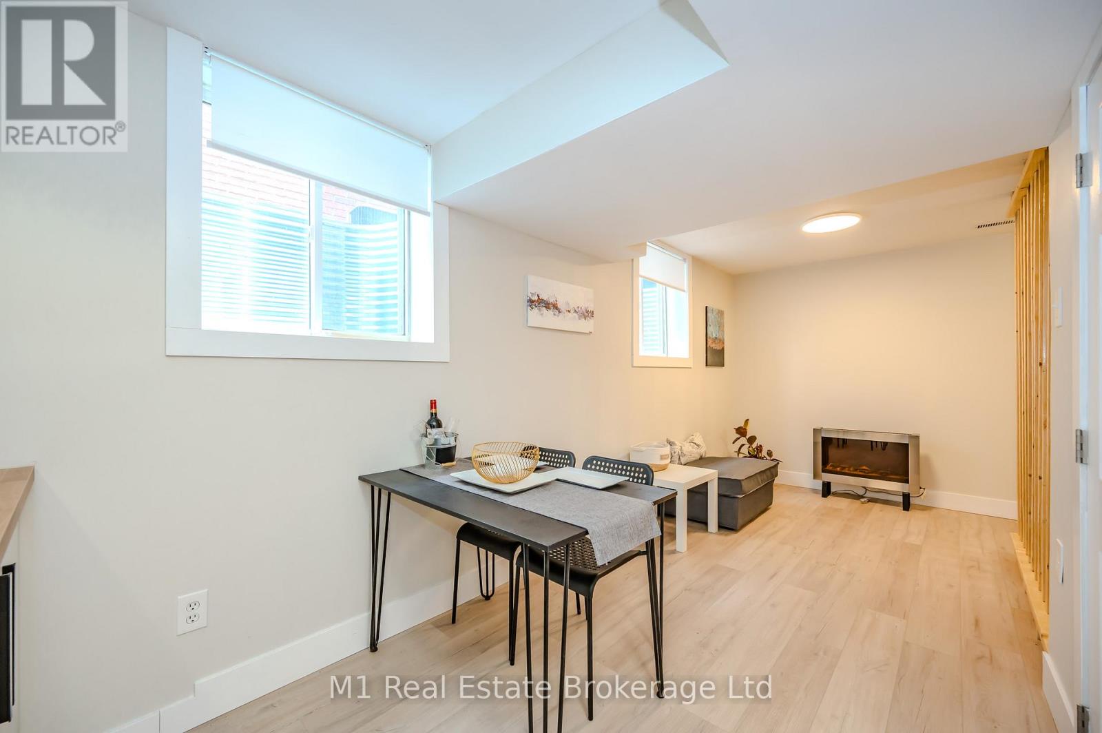 155 Stephanie Drive, Guelph (willow West/sugarbush/west Acres), Ontario