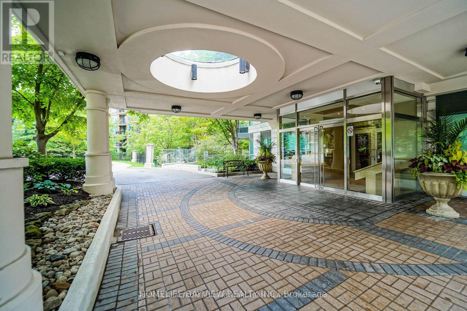 618 - 11 William Carson Crescent, Toronto (st. Andrew-windfields), Ontario