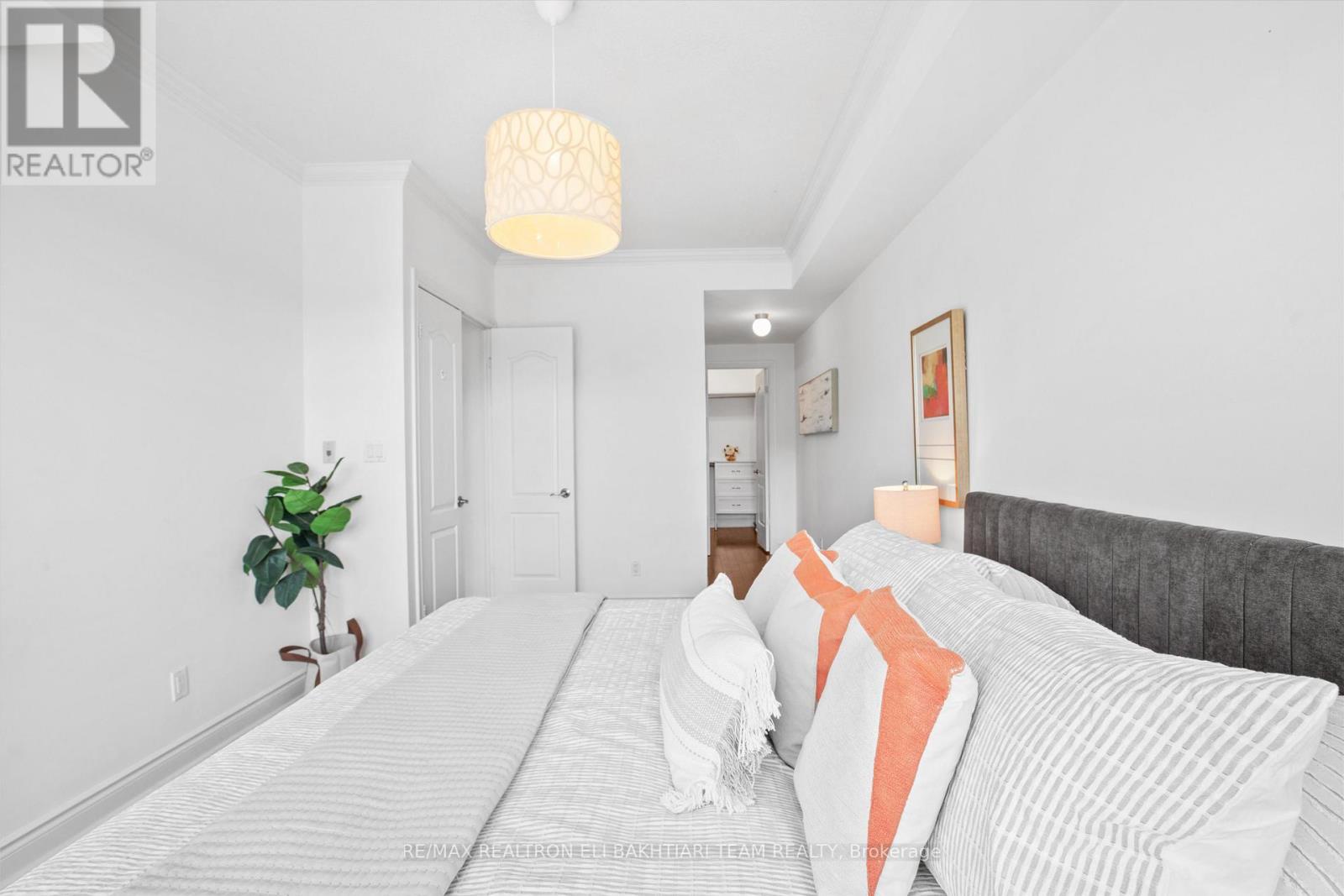 618 - 11 William Carson Crescent, Toronto (st. Andrew-windfields), Ontario