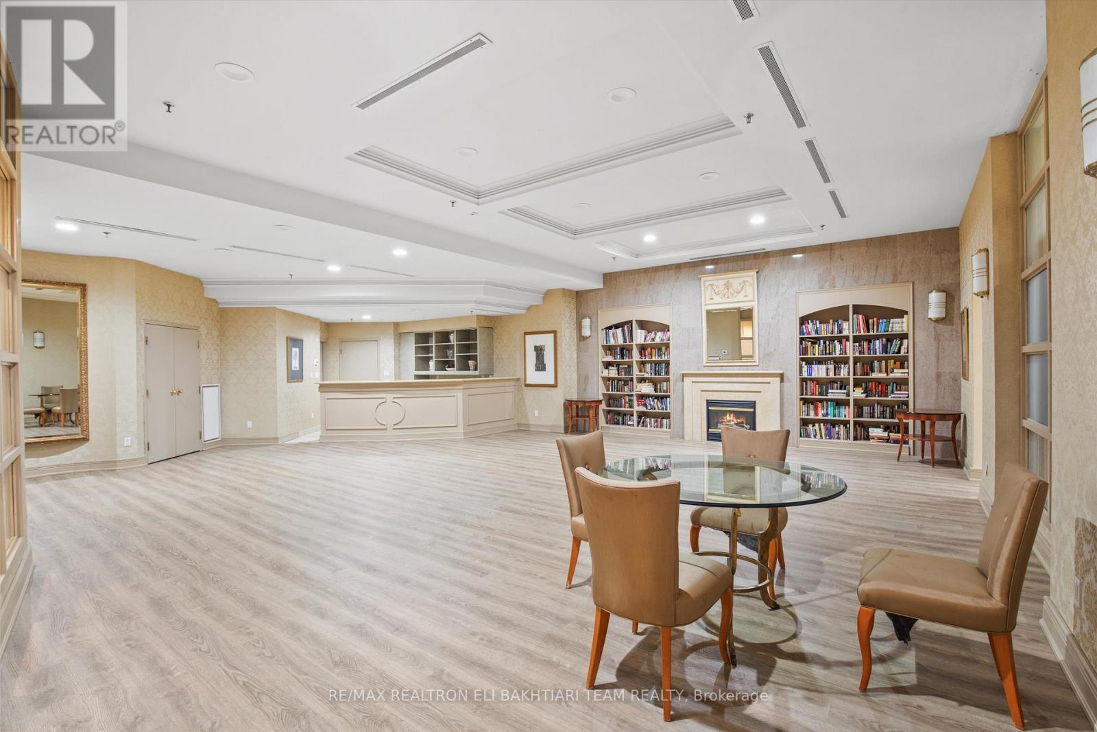 618 - 11 William Carson Crescent, Toronto (st. Andrew-windfields), Ontario