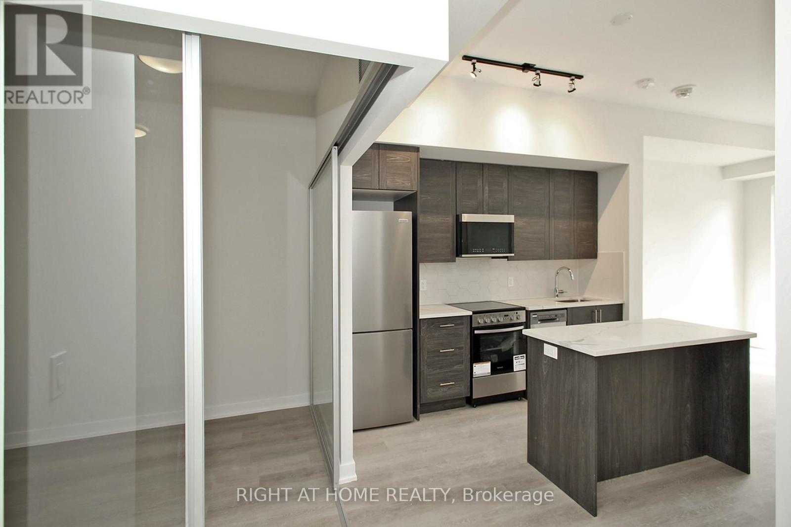 2301 - 15 Ellerslie Avenue, Toronto (willowdale West), Ontario