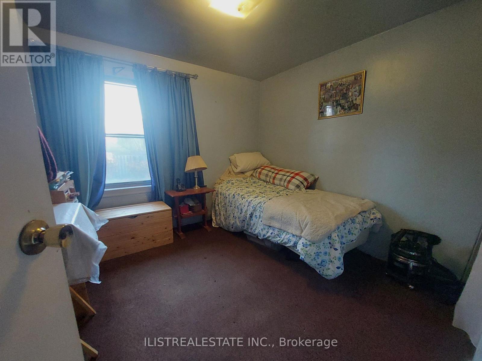 29 Holland Avenue, Toronto (o'connor-parkview), Ontario