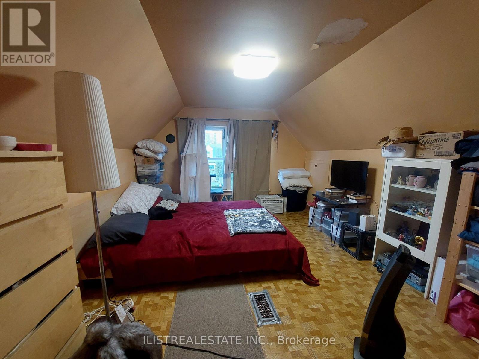 29 Holland Avenue, Toronto (o'connor-parkview), Ontario