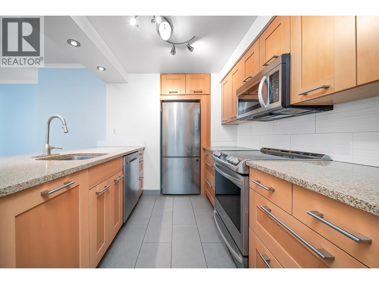 602 1270 Robson Street, Vancouver, British Columbia