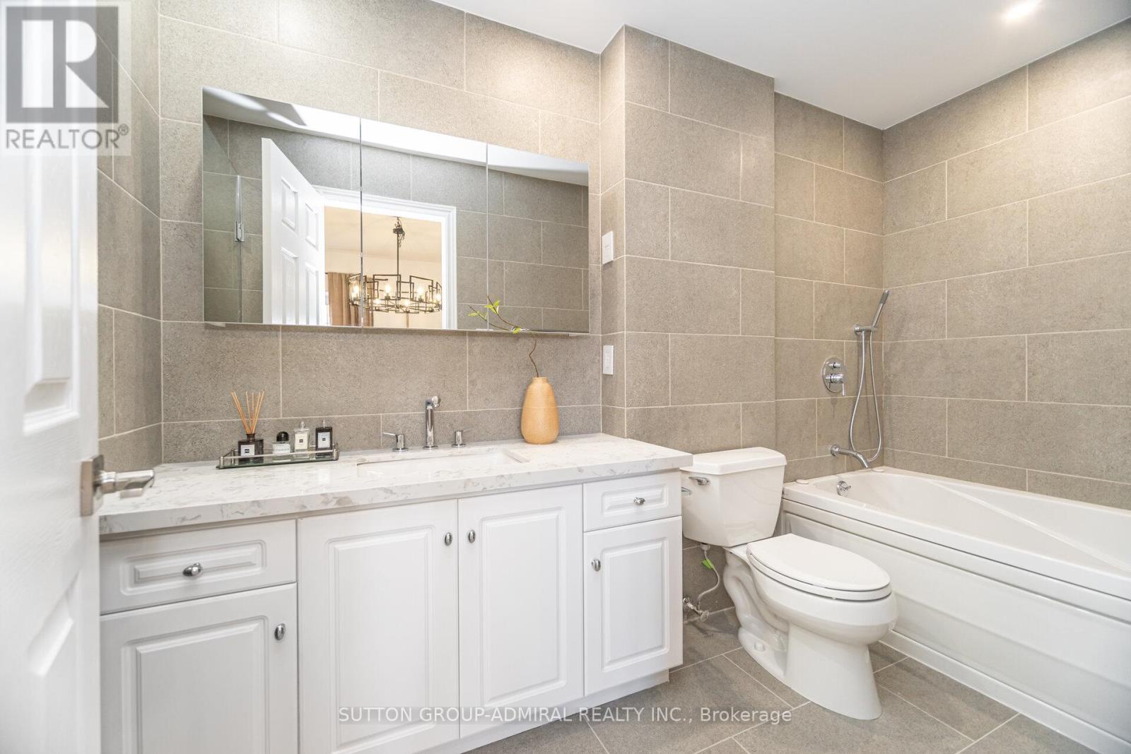 304 - 30 Anglesey Boulevard, Toronto (edenbridge-humber Valley), Ontario