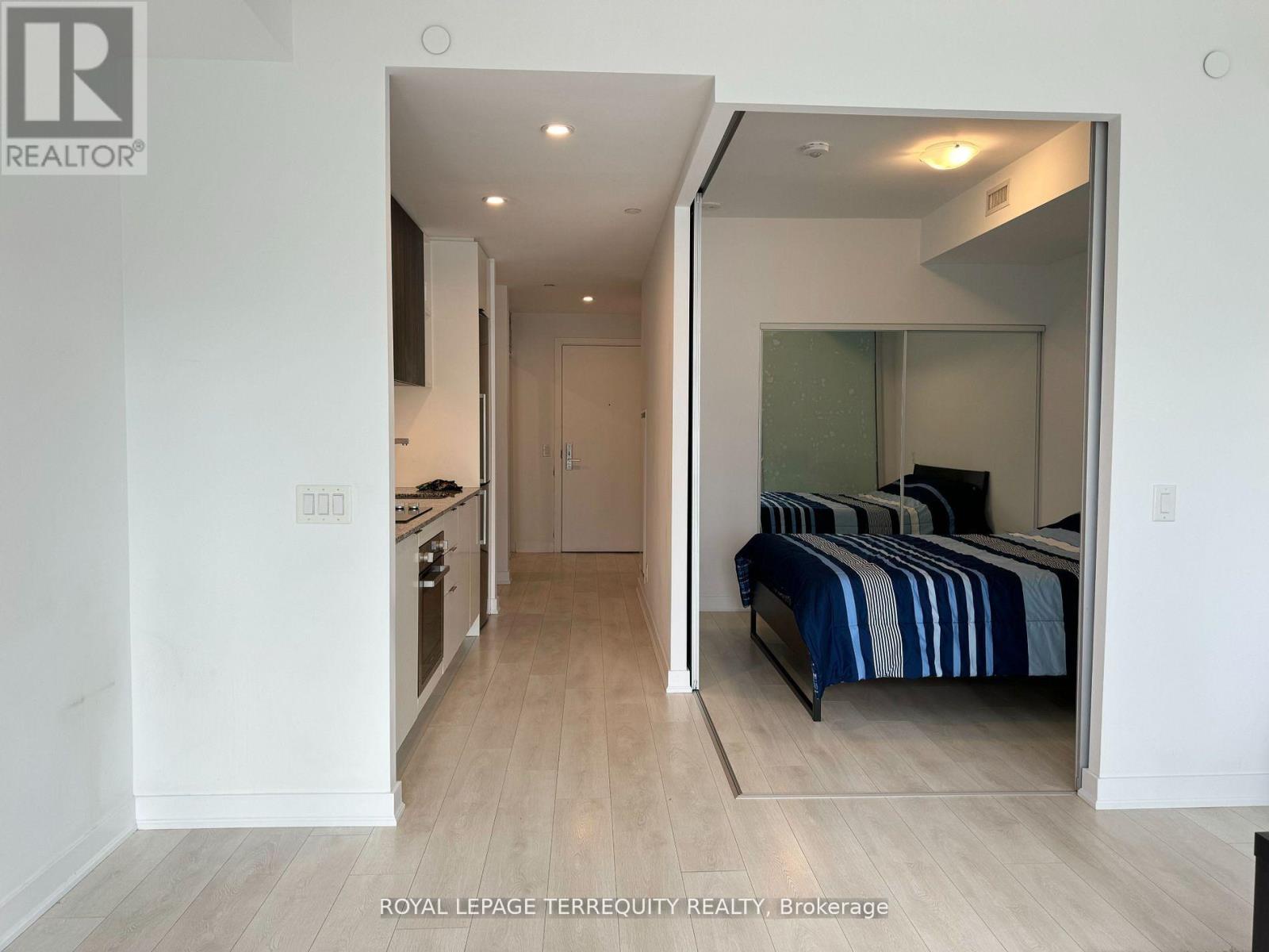 421 - 120 Parliament Street, Toronto (moss Park), Ontario