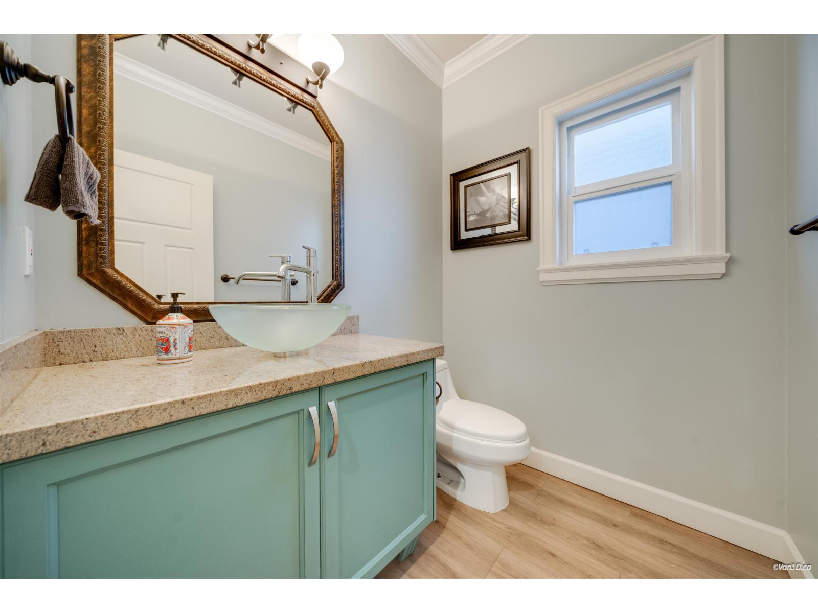 8197 211 Street, Langley, British Columbia
