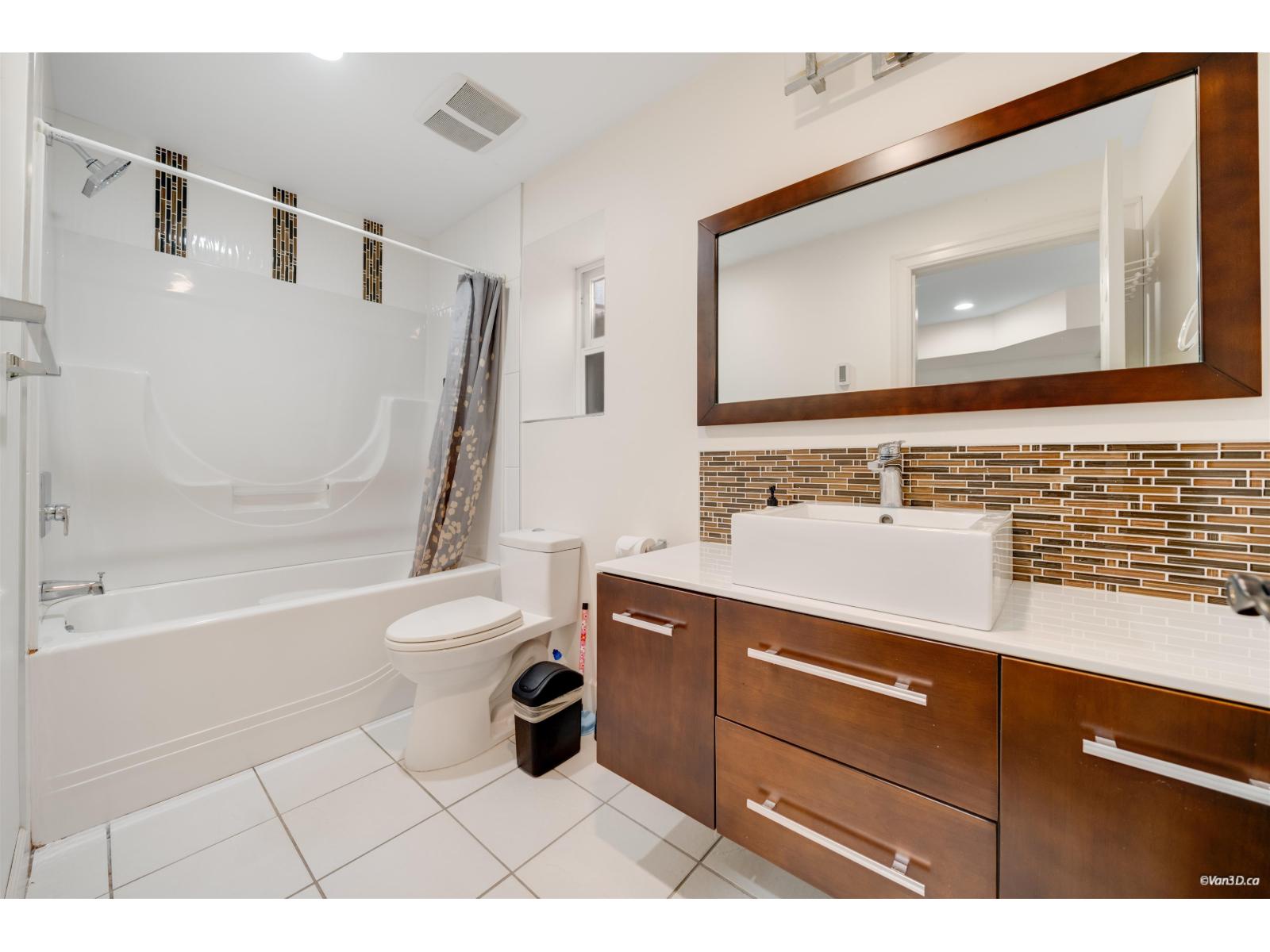 8197 211 Street, Langley, British Columbia