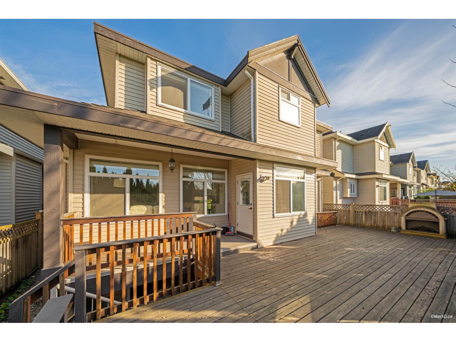 8197 211 Street, Langley, British Columbia