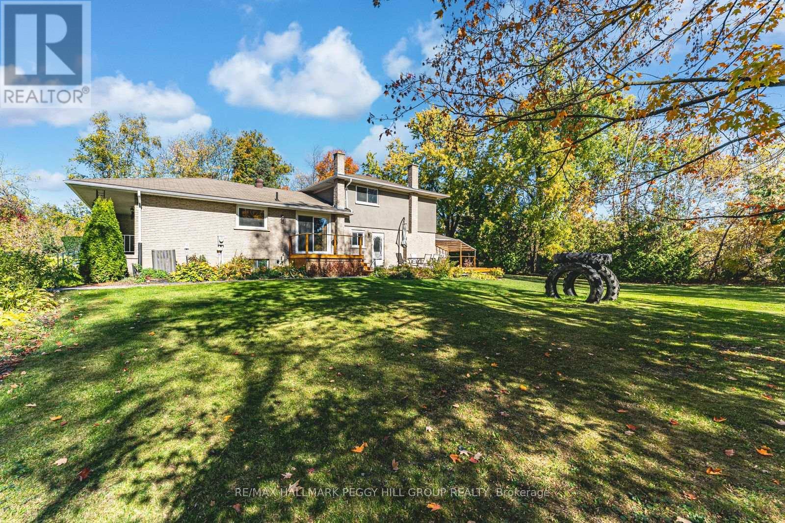 5853 Yonge Street, Innisfil, Ontario