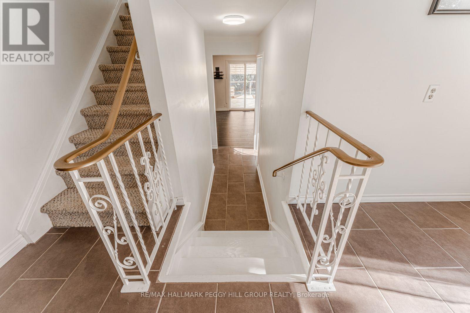 5853 Yonge Street, Innisfil, Ontario